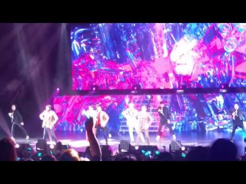 SHINee World V in Dallas 2017 - Juliette