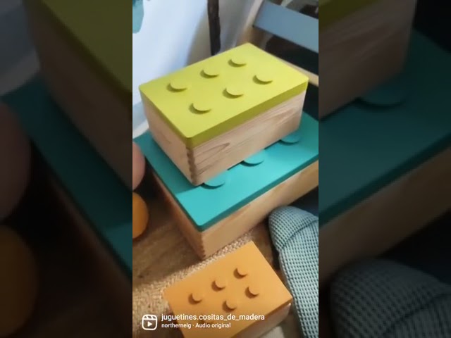 Vídeo relacionado con Caja de Almacenaje Juguetes,130l Baul Juguetes Infantil Plegable,Organizador de Juguetes ,Caja de Almacenamiento con Tapa y Asa para Niños Niñas, Dormitorio, Sala de Juegos, Guardería,98x34x40cm