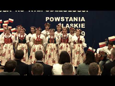 "Ten dwudziesty pierwszy roczek" Zespół Kamratki z Tworoga