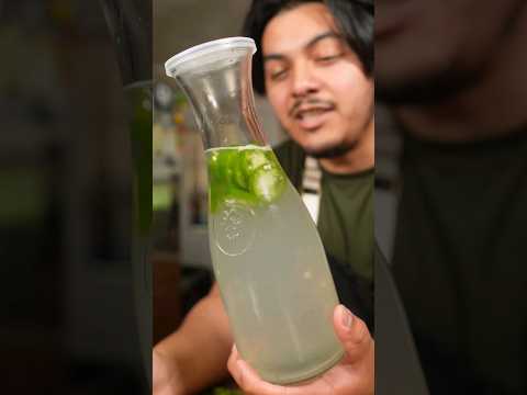 Jalapeño limeade for a sweet and spicy summer drunk #jalapenolimeade  #limeade  #lime #jalapeño