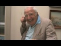 Bucky Pizzarelli talks about when he first met Les Paul, 2010