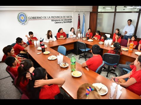 Niños de la comunidad Misión Wayayuk visitaron por primera vez la capital salteña