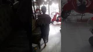 Download lagu mbah uti bingung di rumah sendirian mp3