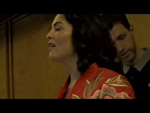 Caro Emerald - I Belong To You - preshow live & acoustic @Tivoli Utrecht, Netherlands, 11 March 2017
