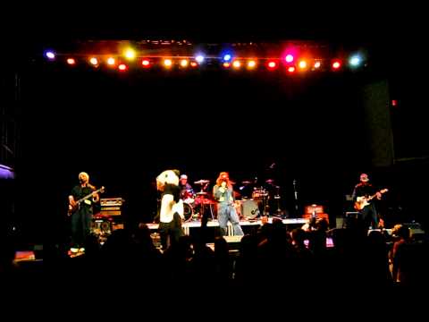 Violet Says 5 - 'Who's The Man' Rams Head Live 1/20/12