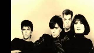 The Smiths &amp; Sandie Shaw -- I don&#39;t owe you anything (The Smiths)