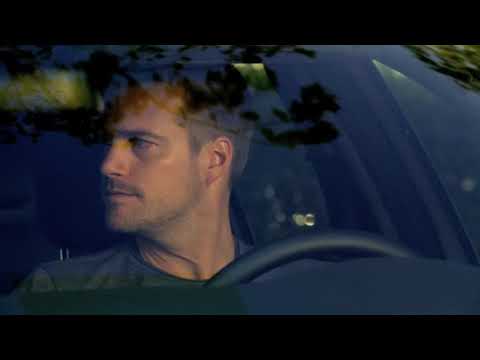 NCIS LA [1x03] - "Old Blue Eyes and Hetty"