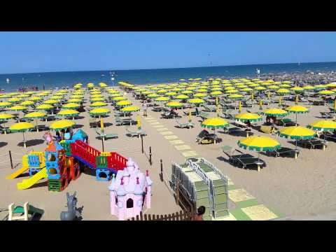 Italy Rimini Beach 2015 | ForumWiedzy