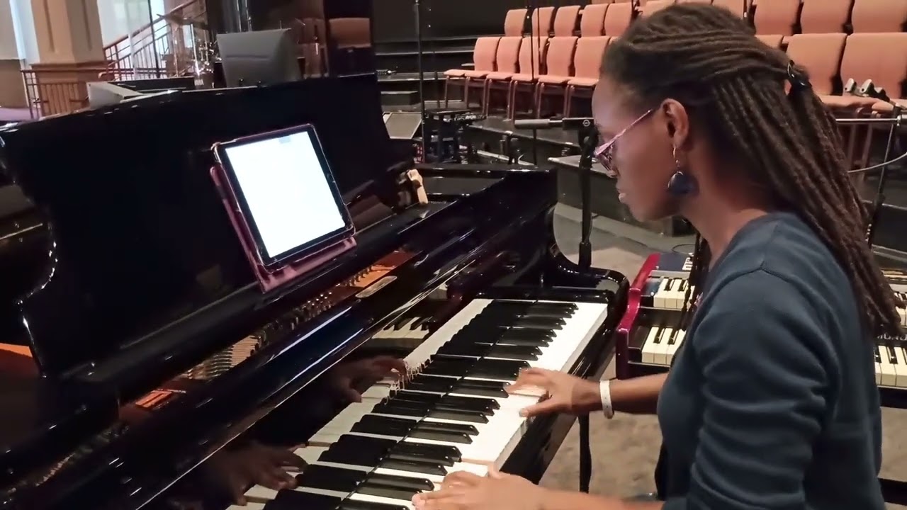 Promotional video thumbnail 6 for Pianist & Violinist Marini Kelley