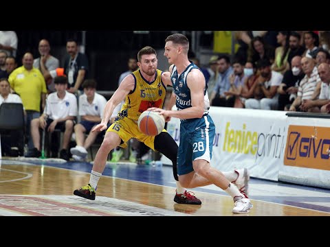 Finale - Gara 1: Givova Scafati - Acqua S.Bernardo Cantù 89-79