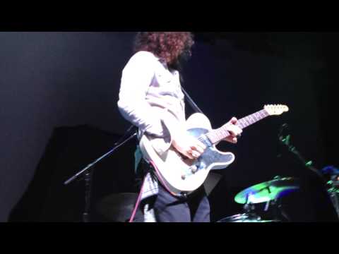 OLI BROWN OFFICIAL - Mr Wilson Live