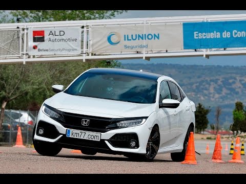 Honda Civic 5p 2017 – Maniobra de esquiva (moose test) y eslalon | km77.com