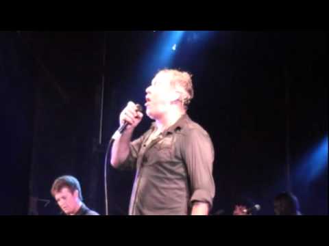 Jimmy Barnes & Gary Pinto - When The War is Over - Live