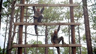 Paratroopers Conduct SURT Obstacle Course