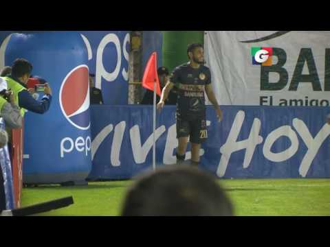 Video Gol: Edi Guerra Min 45 - Xelajú,MC 0-1 Municipal - Apertura 2016, Jornada 12.