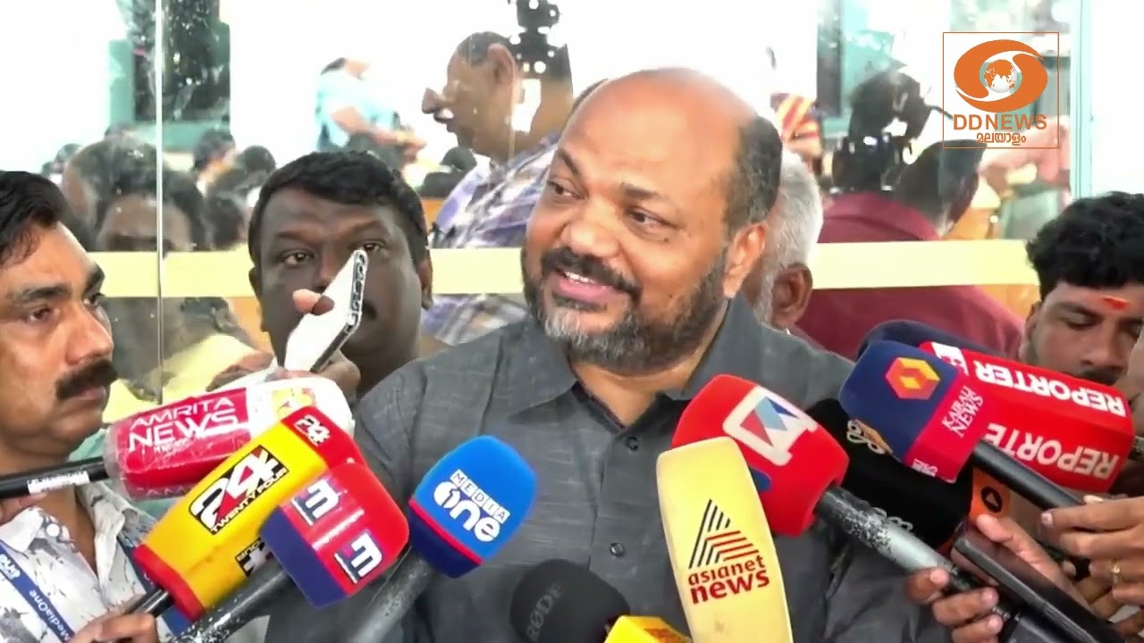 പ്രതിപക്ഷ നേതാവ് വി ഡി സതീശനെതിരെ മന്ത്രി പി.രാജീവ് 