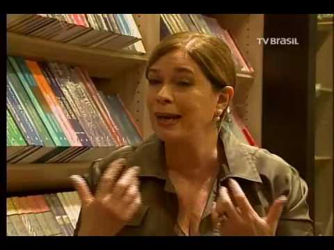 Conheça a trajetória de Mary Del Priore