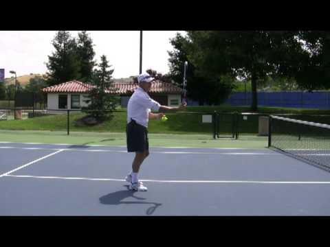 Tennis Forehand Volley - The Ideal Contact Point