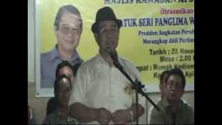 preview picture of video 'APS - PAKATAN RAKYAT  DI KG. SUNGAI API Ucapan Datuk Seri panglima Wilfred M. Bumburing.mpg'