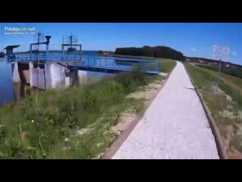 Pot po nasipu Gajševskega jezera