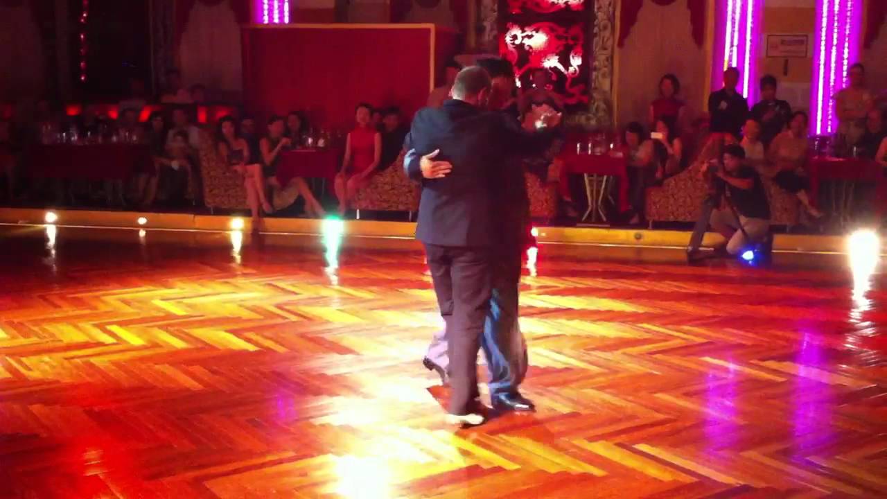 2012 Shanghai tango fest - Vladmir Estrin & Meng Wang 1/2