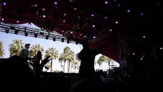 MØ and Elliphant One More Live at Coachella 2015