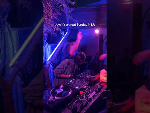 🎶 Spinning vinyl and good vibes only! 🎧✨ #sunday #vinyl #vinylcollection #vinylcommunity