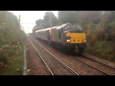 Rail Operations Group 37611 on Northern Unit Drag At Bryn Railway Station 09th October 2019