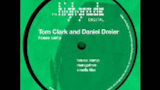 Tom Clark & Daniel Dreier - Smells like