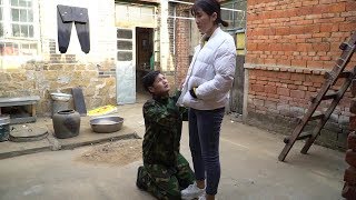 The chairman pretended that the beggar would go home to test his wife. video