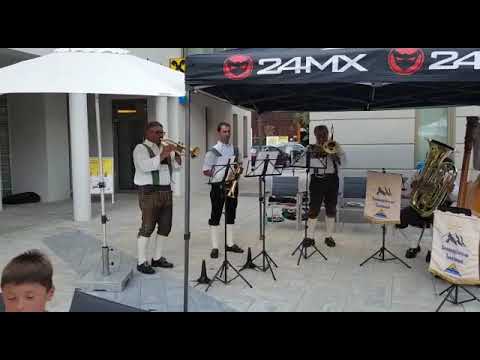 Trink ma no a Flascherl Wein - Waldinger mit der Sonnenplateau Tanzlmusi am 31.7. in Prutz