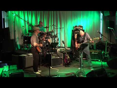 Shadows revival Karlovy Vary - Riders in the sky