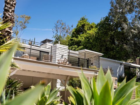 21115 Dumetz Road | Woodland Hills, CA - The Agency