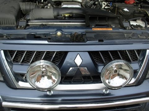Hella FF500 driving lights on the Pajero