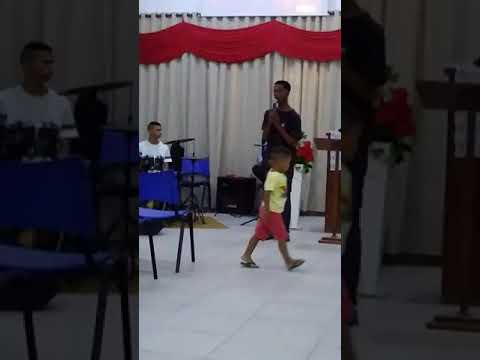 download lagu mp3 mp4 Andrew Levita, download lagu Andrew Levita gratis, unduh video klip Andrew Levita