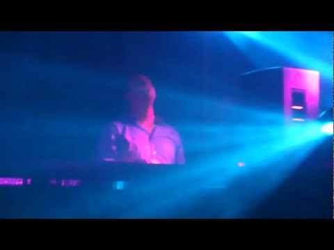 Wolfgang Gartner - Ménage à Trois & Insomnia (Ultra 2012)