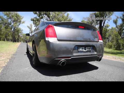 2016 Chrysler 300 SRT (8spd) 0-100km/h, 1/4 mile & engine sound