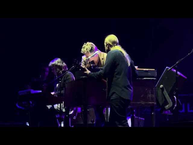 2023-09-29 - MSG - Sing A Simple Song / I Want To Take You Higher