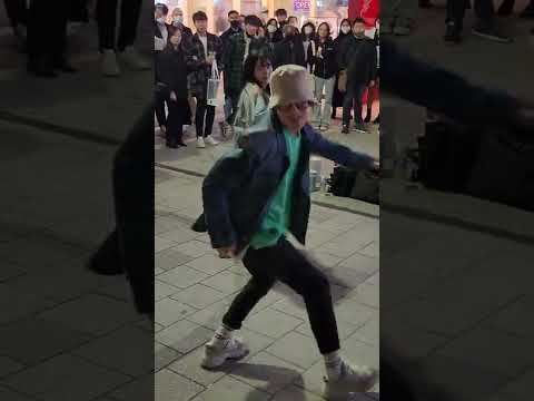 홍대버스킹 221025 강신화 - Hype Boy (NewJeans Dance cover)