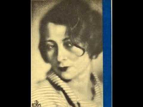 Old Russian romance: "Ugolok",  (1/2) Olga Kamieńska