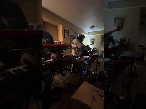 Carter Fox ft. Steve Honz- Magical Universe (2025 Tiny Desk Contest)