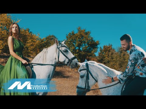 Blondi & Bubulina - Malli