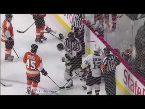 Kris Letang vs Darroll Powe