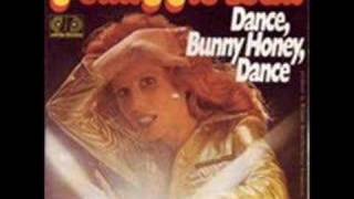 Penny McLean - Dance bunny honey dance