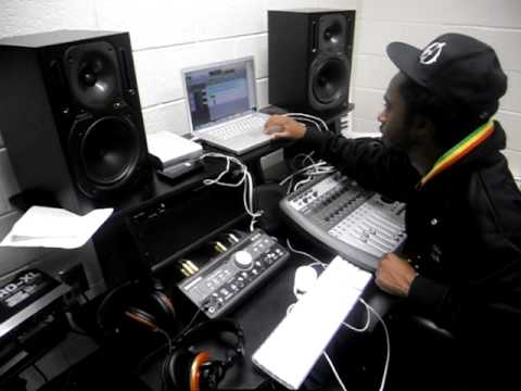 staHHr: MOTHER NTR WITH A MOLOTOV VOL 1. BTS MIXING SESSION WITH AMDEX
