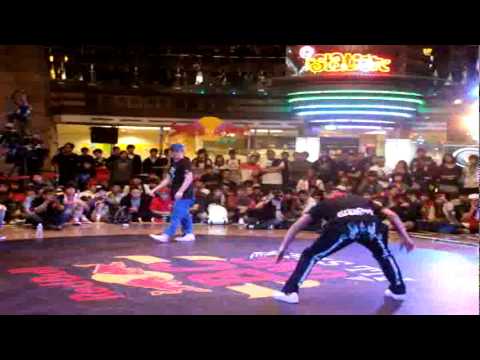 FREE NAI VS GHOST - 2010 RED BULL BC ONE TAIWAN (TOP4)