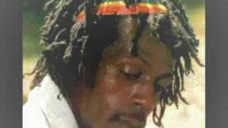 Download lagu Gregory Isaacs- Story book children mp3 Download lagu Gregory Isaacs- Story book children mp3