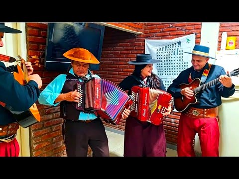 Rocio Arellano La Princesita Tarragosera en Palo Santo con Toti Gomez  El Puestero del Chamamé 🪗🎸🕺💃