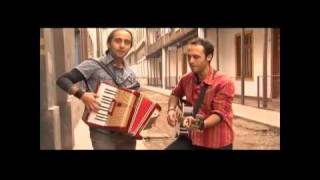 Musik-Video-Miniaturansicht zu Tú me haces falta Songtext von Los Vásquez
