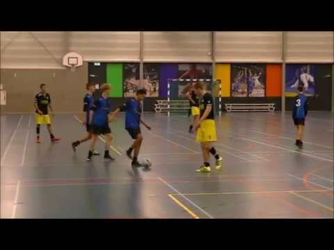 SC Leovardia JO17-1 Kerstzaalvoetbal deel 3
